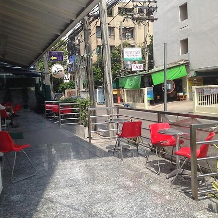 Отель Bangkok 68 Экстерьер фото
