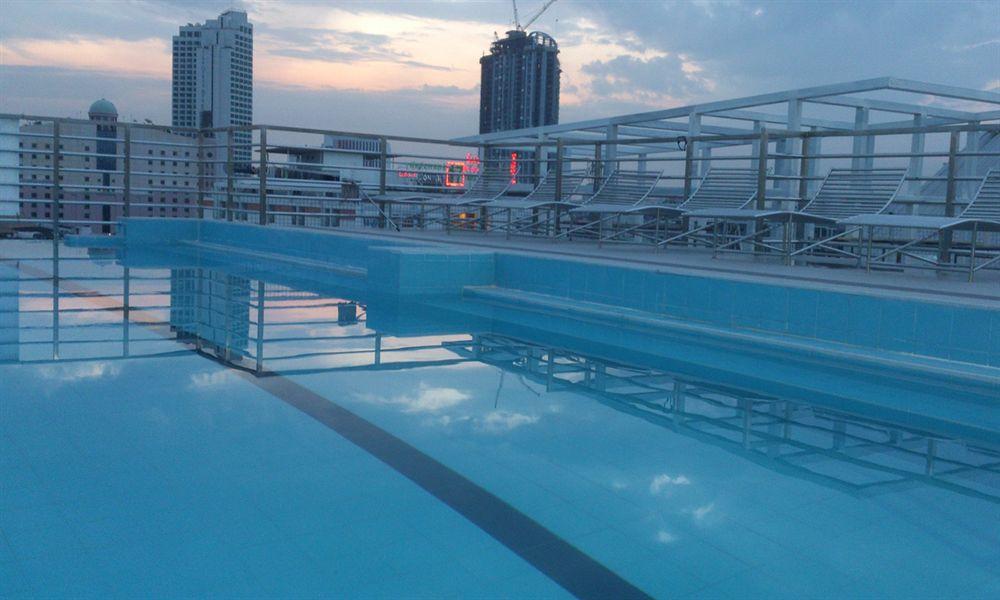 Отель Bangkok 68 Экстерьер фото